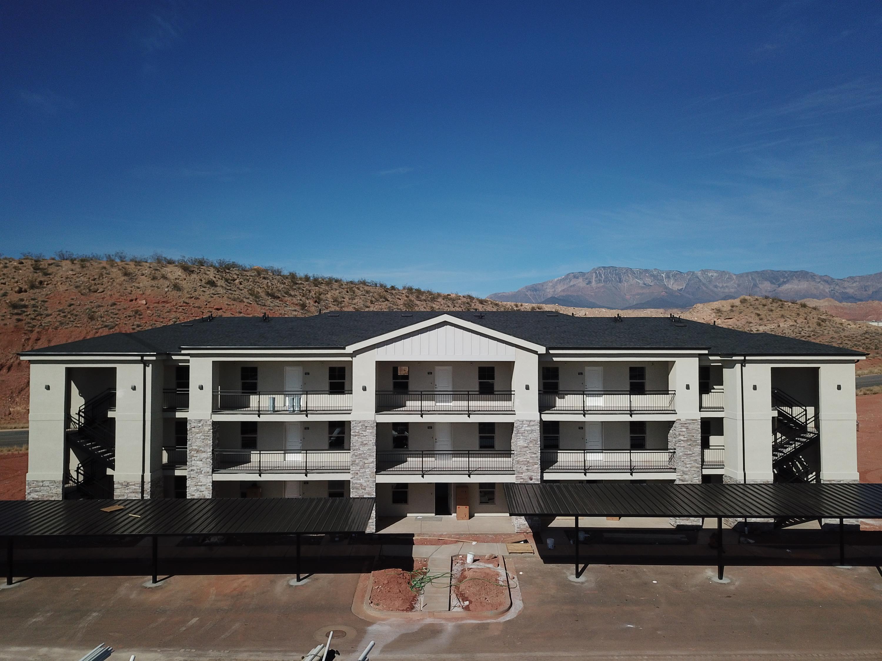 6230 W Winding Way - G204