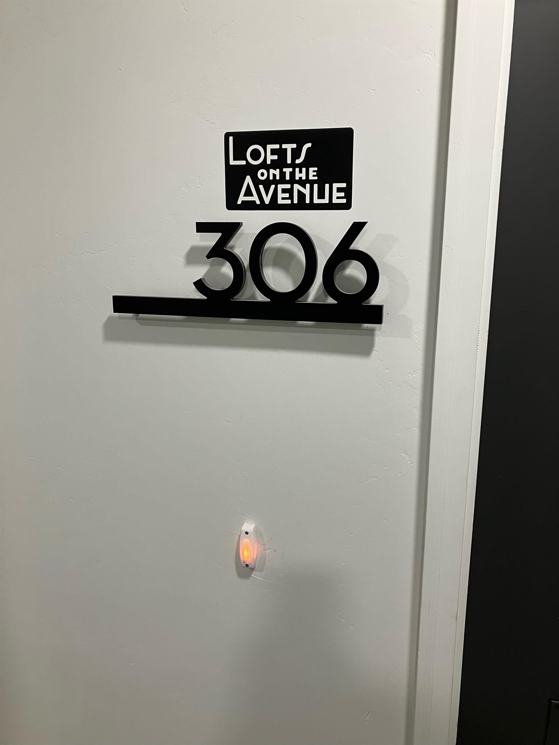 5072 North University Avenue - 306